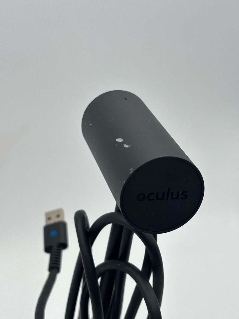 Oculus Rift CV1 Virtual Reality Motion Sensor with Stand - Picture 3 of 6